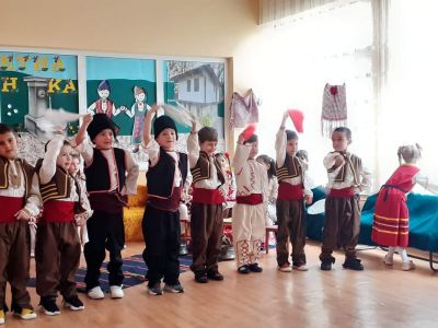 Пролетна седянка в Четвърта "Б" група 5