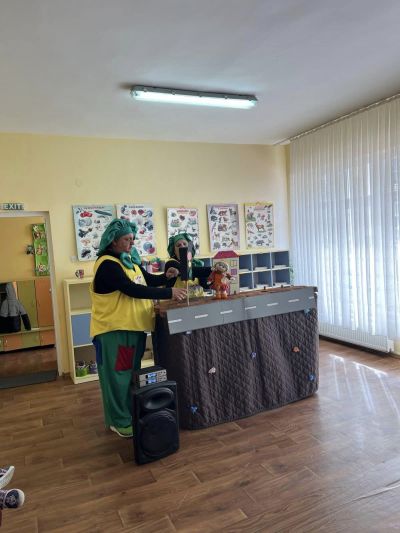 Приказка за светофар, пътечка и още нещо... 4